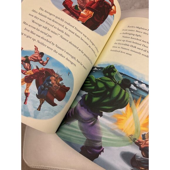 5-Minute Marvel Stories Hardcover Book Featuring Superheroes & Adventures - Picture 5 of 7